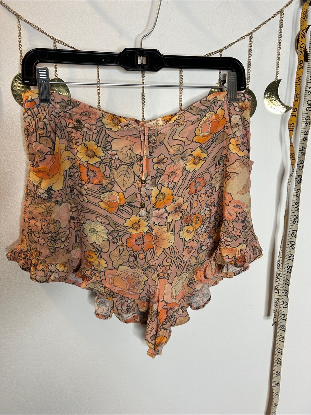 🌸Spell🌸 Amethyst Ruffle Shorts L - Picture 2 of 6